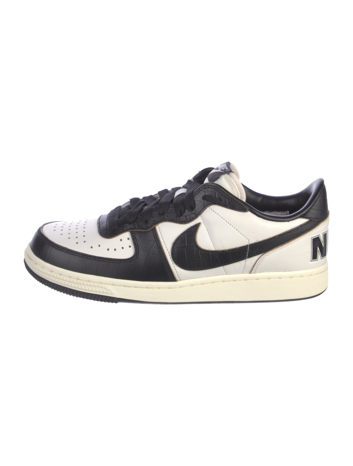 Nike Leather Colorblock Pattern Sneakers