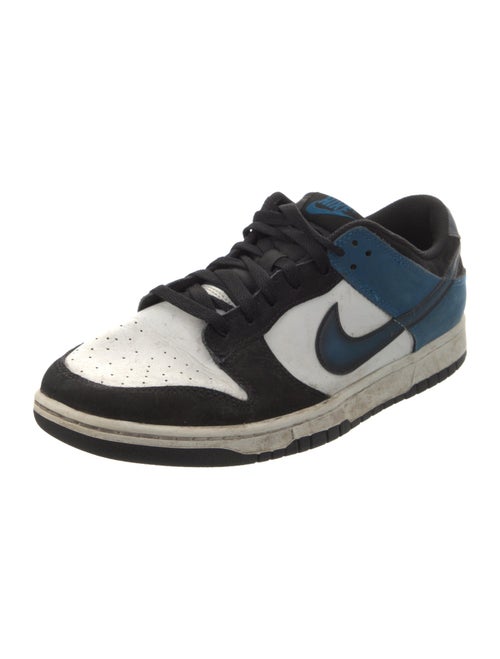 Nike Leather Colorblock Pattern Athletic Sneakers