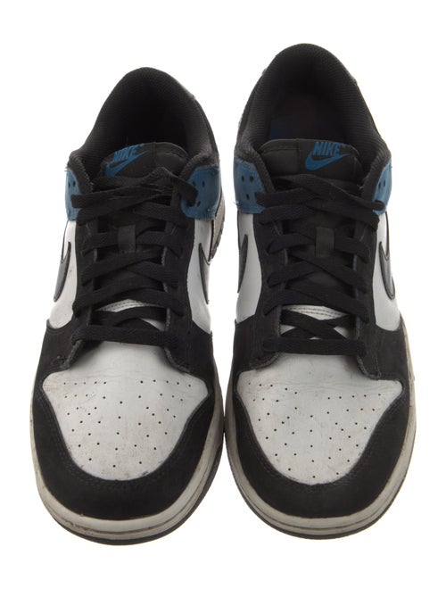 Nike Leather Colorblock Pattern Athletic Sneakers