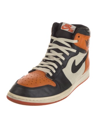 Nike Leather Colorblock Pattern Sneakers