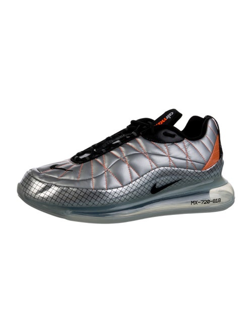 Nike Air Max 720-818 Sneakers
