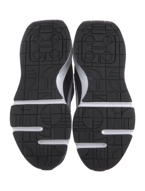 Nike Canvas Sneakers