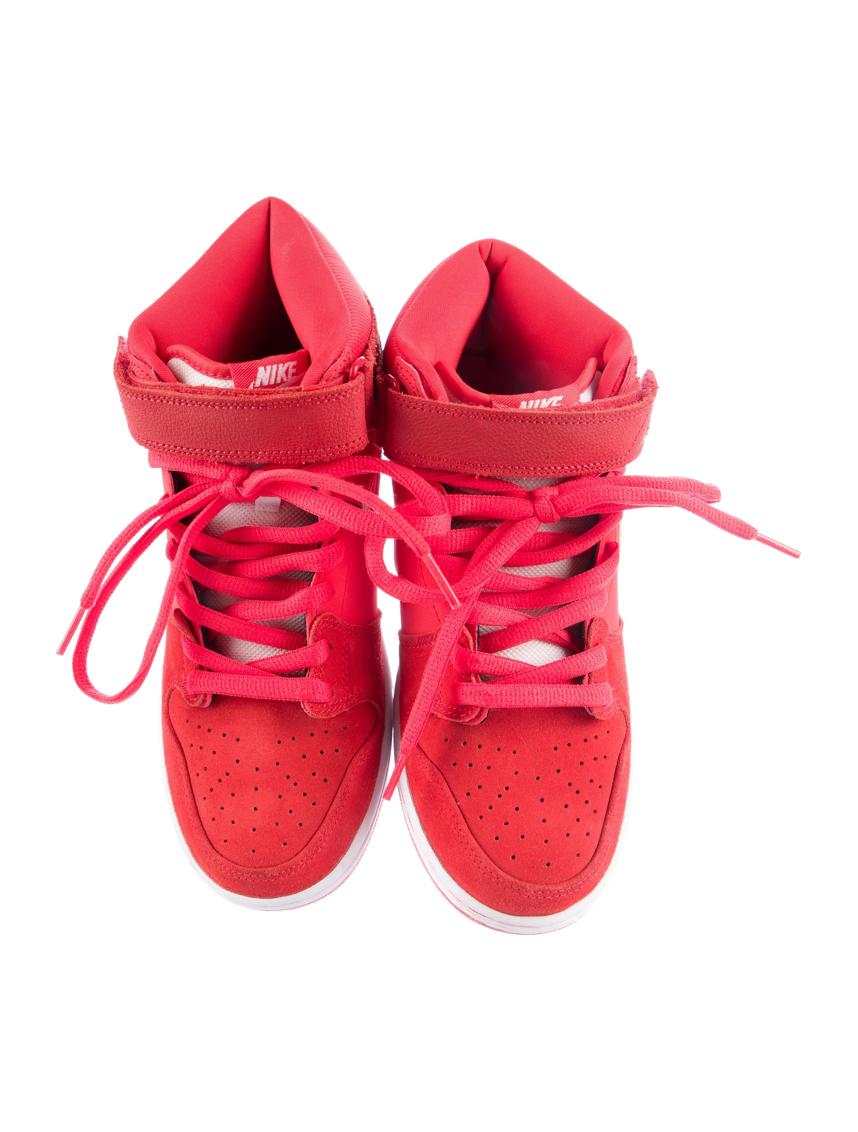 nike sneakers mid ankle