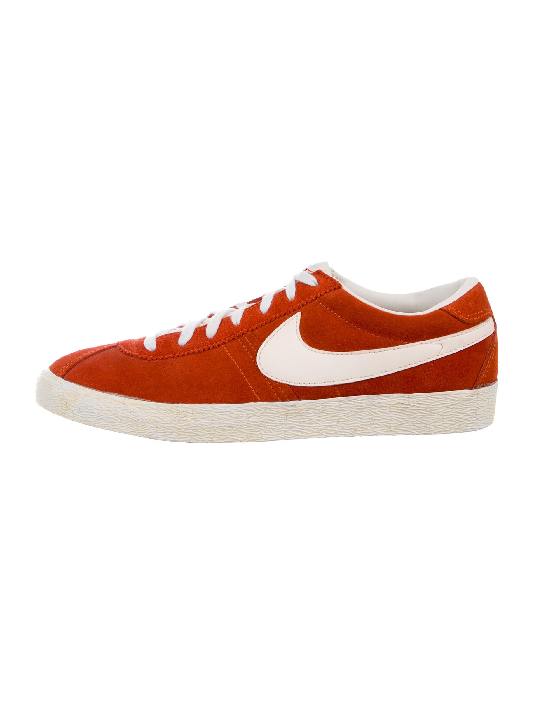 nike bruin sneakers nike bruin low top sneakers shoes wu221024 the realreal nike bruin sneakers nike bruin low top sneakers shoes wu221024 the realreal
