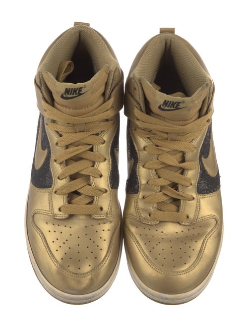 Nike Leather Colorblock Pattern Sneakers