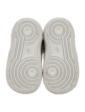 Nike Toddler Boys' Air Force 1 Low Top Sneakers