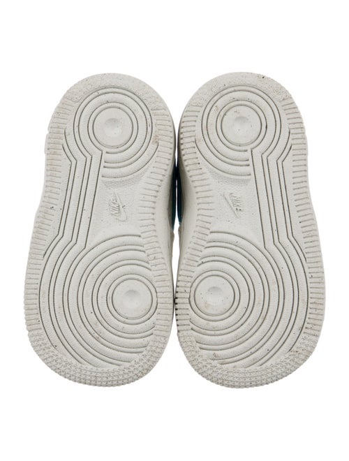 Nike Toddler Boys' Air Force 1 Low Top Sneakers