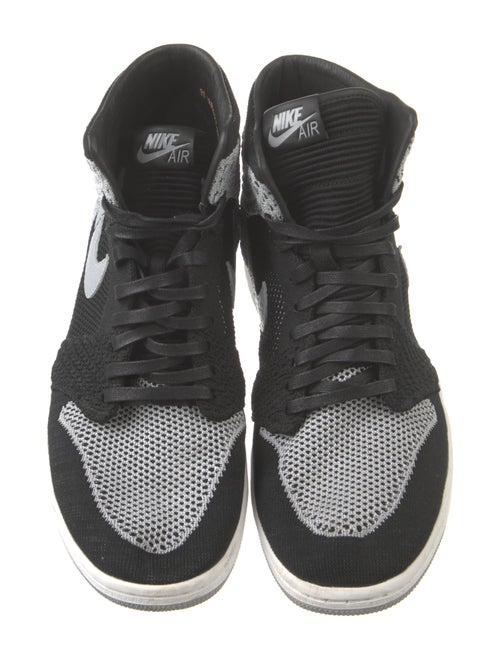 Nike Colorblock Pattern Sneakers