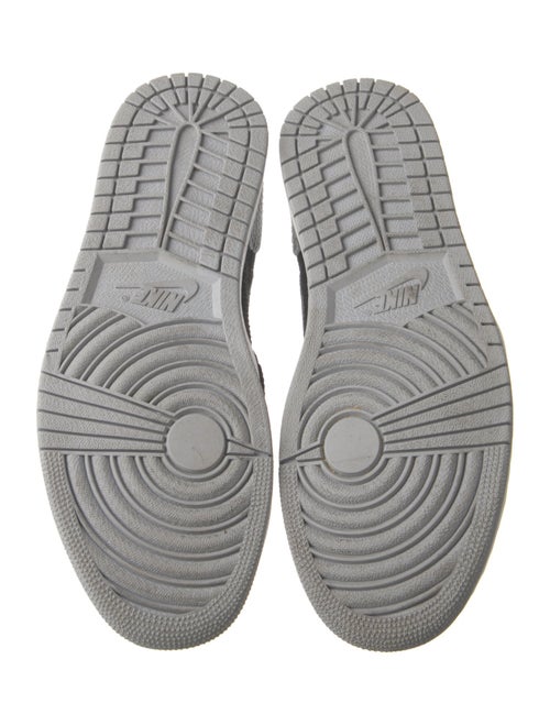 Nike Colorblock Pattern Sneakers