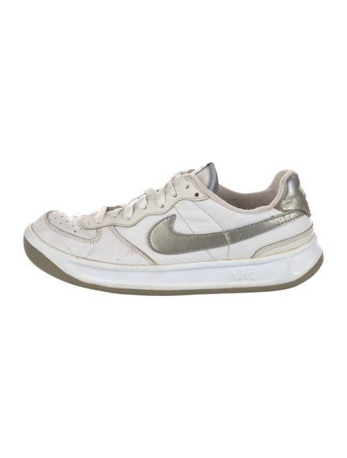 Nike Leather Colorblock Pattern Sneakers