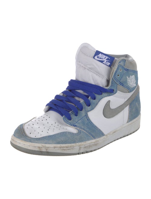 Nike Suede Colorblock Pattern Sneakers