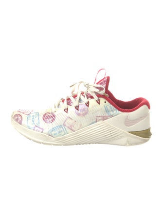 Nike Printed Embroidered Accent Sneakers