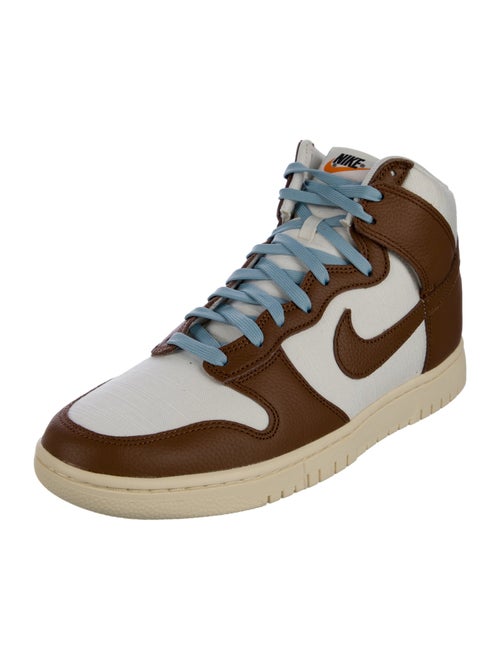 Nike Leather Colorblock Pattern Sneakers