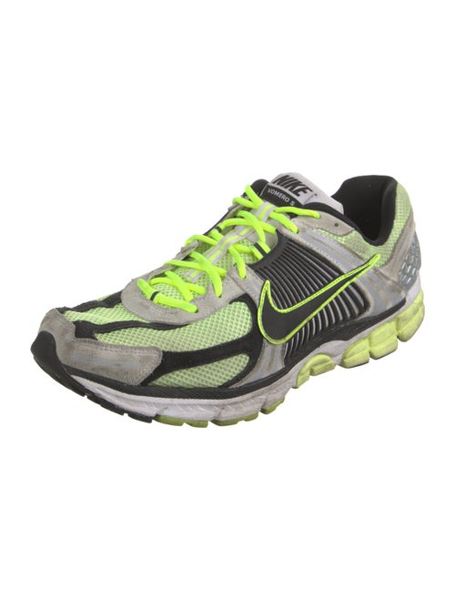 Nike Mesh Printed Athletic Sneakers