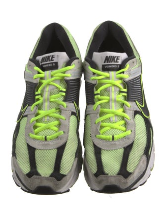 Nike Mesh Printed Athletic Sneakers