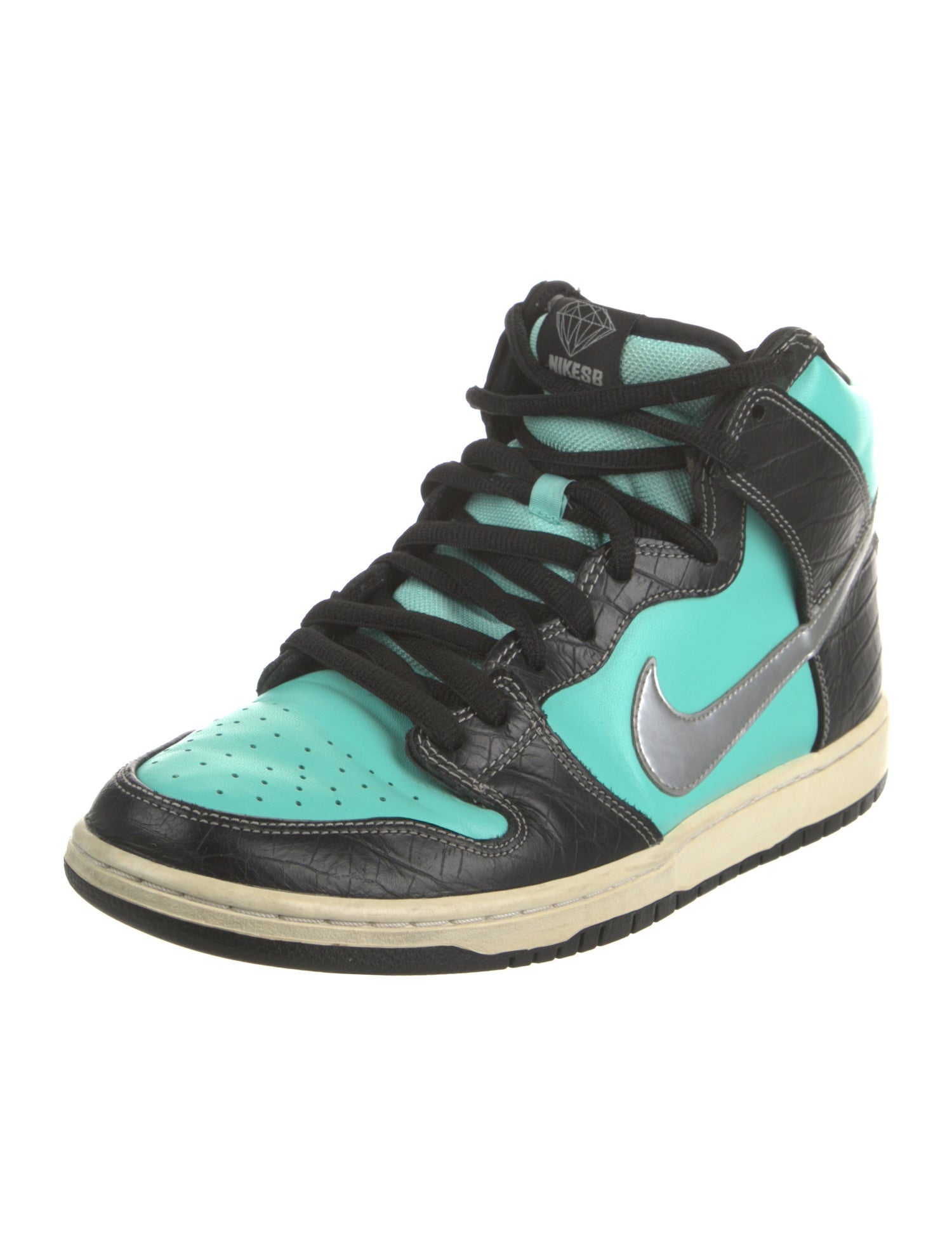 Nike SB x Diamond Supply Co. Sneakers