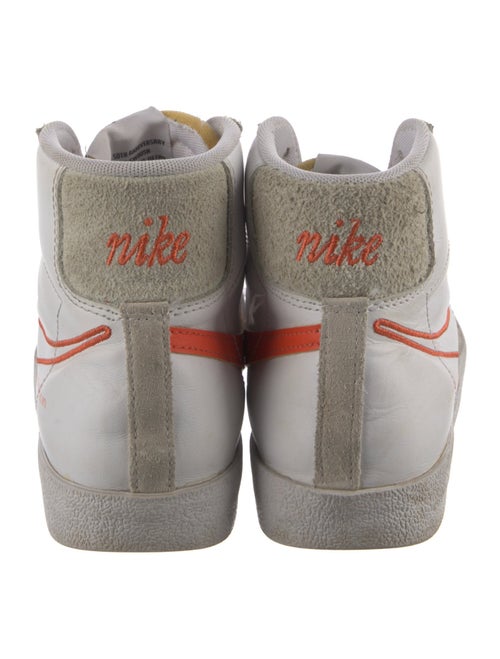 Nike Leather Colorblock Pattern Sneakers
