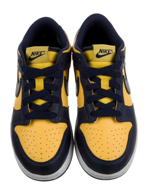Nike Boys' Dunk Low Michigan PS Sneakers