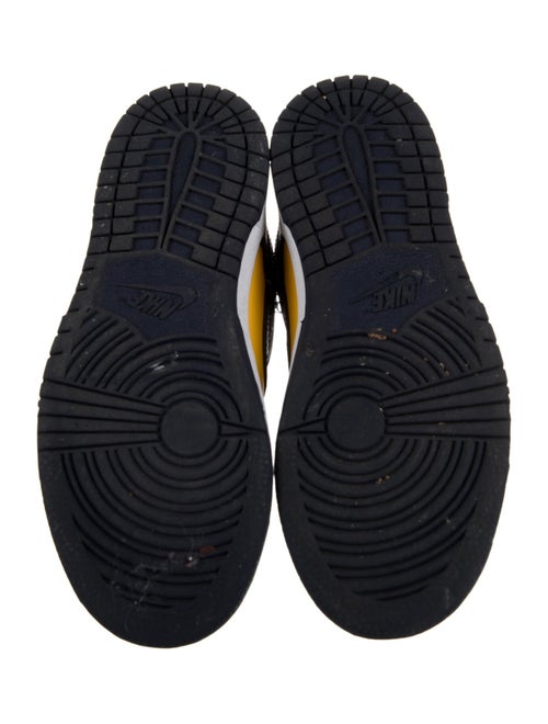 Nike Boys' Dunk Low Michigan PS Sneakers