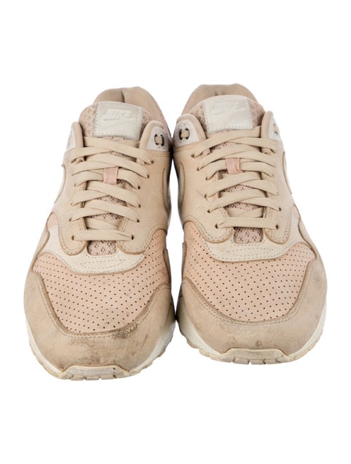 Nike Suede Colorblock Pattern Athletic Sneakers