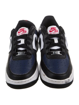 Nike Boys' Low Dunk Sneaker
