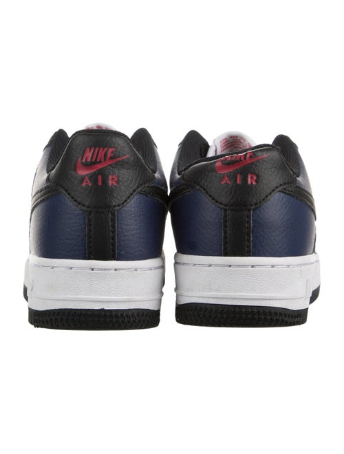 Nike Boys' Low Dunk Sneaker