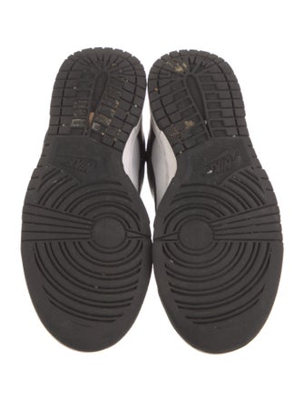 Nike Dunk Low Retro White Black Panda Athletic Sneakers