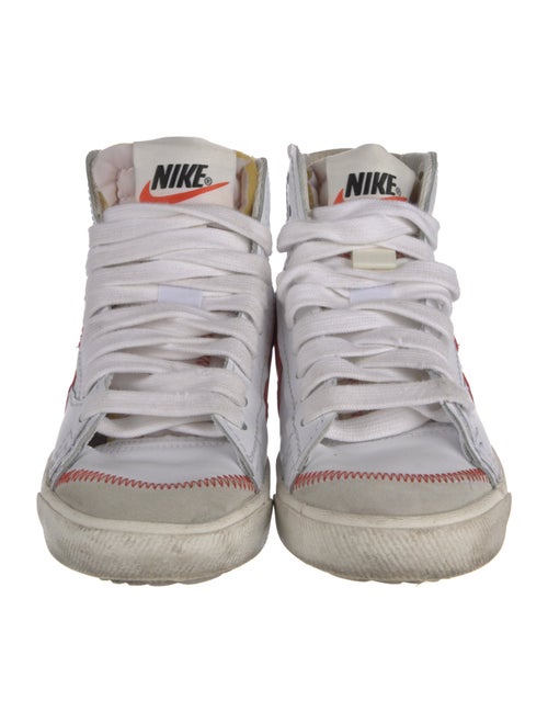 Nike Leather Colorblock Pattern Sneakers