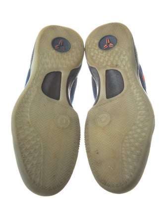 Nike Mesh Printed Athletic Sneakers