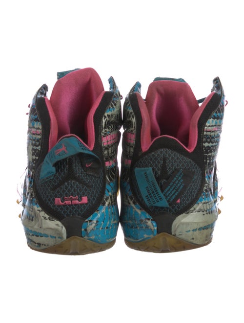 Nike x LeBron Mesh Printed Sneakers