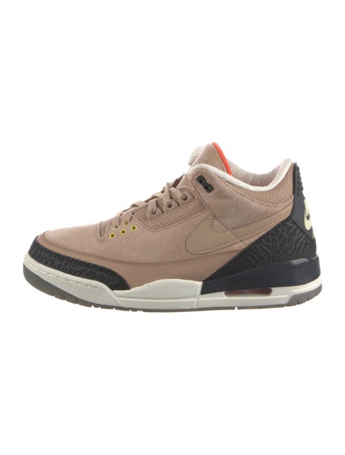 Jordan 3 Retro JTH Bio Beige Sneakers