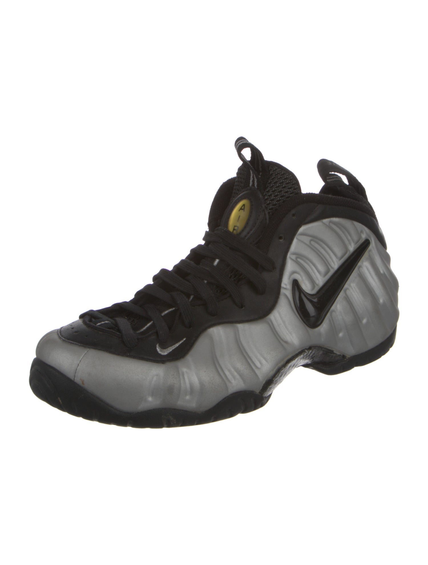 Nike Air Foamposite Pro Metallic Silver Sneakers