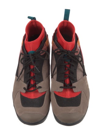 Nike Suede Colorblock Pattern Sneakers