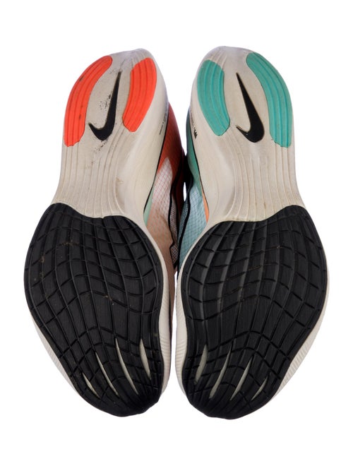 Nike Mesh Colorblock Pattern Athletic Sneakers