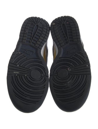 Nike Leather Colorblock Pattern Sneakers