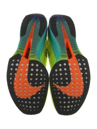 Nike Mesh Printed Athletic Sneakers