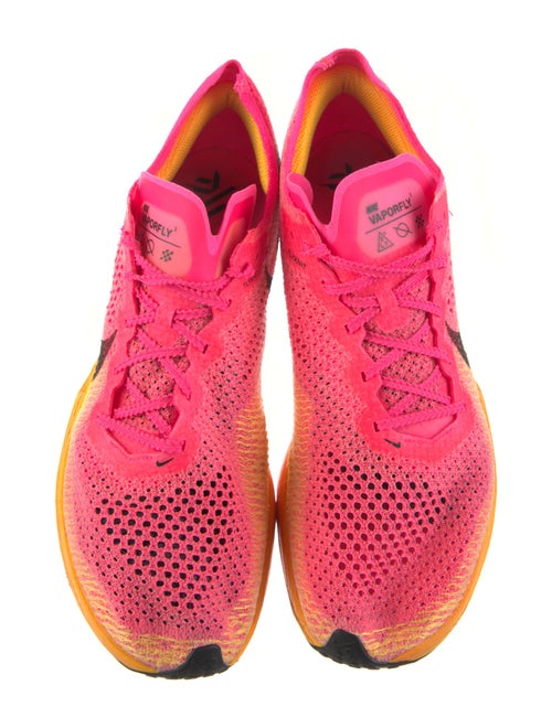 Nike Mesh Printed Athletic Sneakers