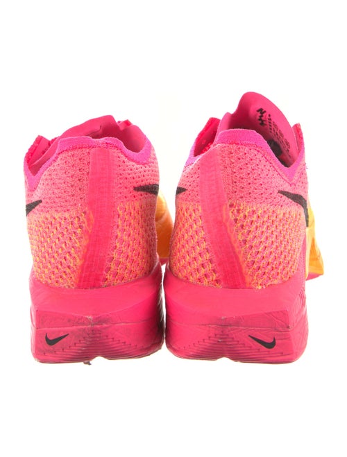Nike Mesh Printed Athletic Sneakers