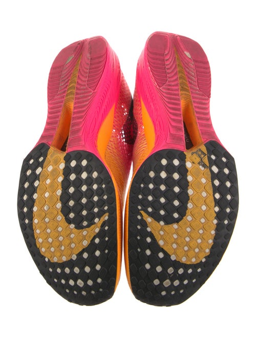 Nike Mesh Printed Athletic Sneakers