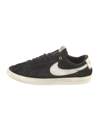 Nike Suede Graphic Print Sneakers
