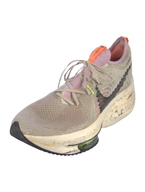 Nike Mesh Printed Athletic Sneakers