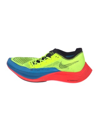 Nike Mesh Colorblock Pattern Athletic Sneakers