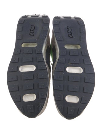 Nike Colorblock Pattern Sneakers