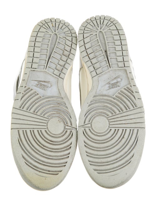 Nike Leather Colorblock Pattern Sneakers