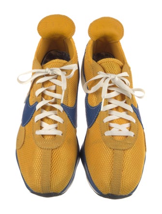 Nike Mesh Printed Athletic Sneakers