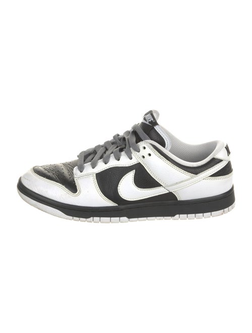 Nike Leather Colorblock Pattern Sneakers