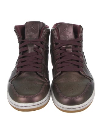 Nike Leather Sneakers