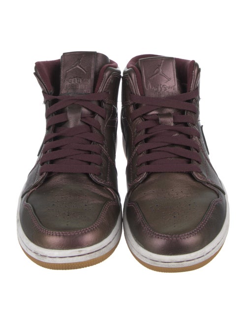 Nike Leather Sneakers