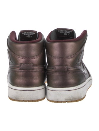 Nike Leather Sneakers