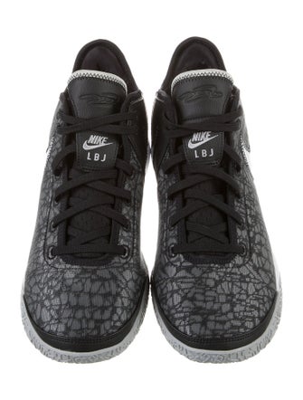 Nike Printed Sneakers